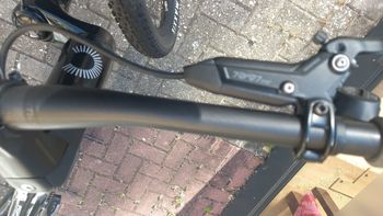 Used Cannondale Scalpel 2 2024 2024 Mountainbike, Black, 29 — image 3 of 10