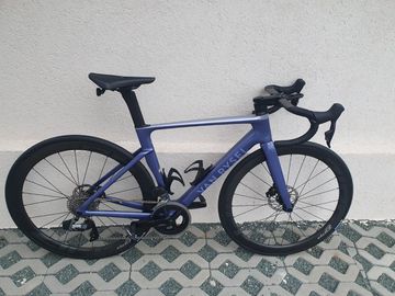 Van rysel VanRysel RCR RIVAL AXS 2024 Road & Gravel usato, Viola — immagine 1 di 10