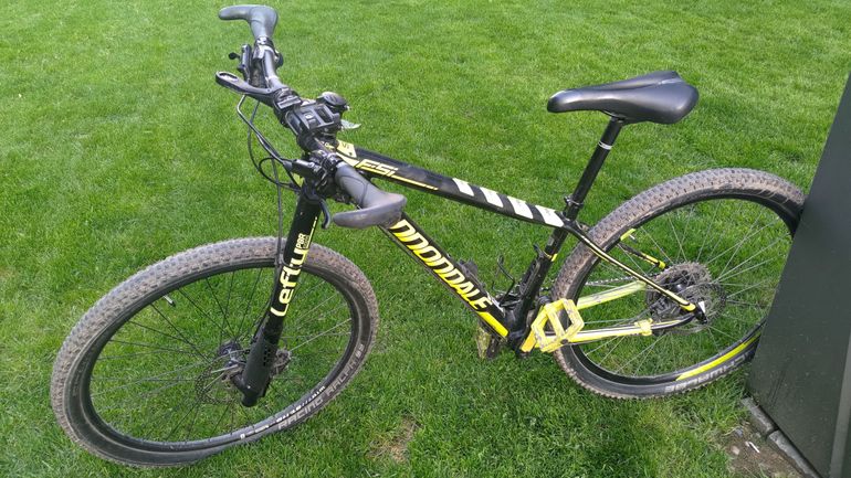 Gebrauchtes Cannondale F-Si Carbon 4 2017 2017 Mountainbike, Schwarz, 27.5 — Bild 2 von 4