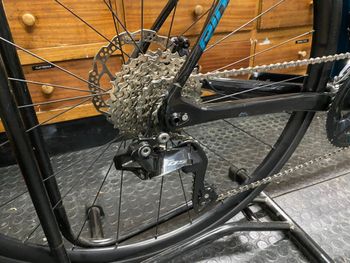Used Ridley Fenix SLiC - Shimano 105 DI2 // 2x12s 2023 2023 Road & Gravel, Blue — image 4 of 16