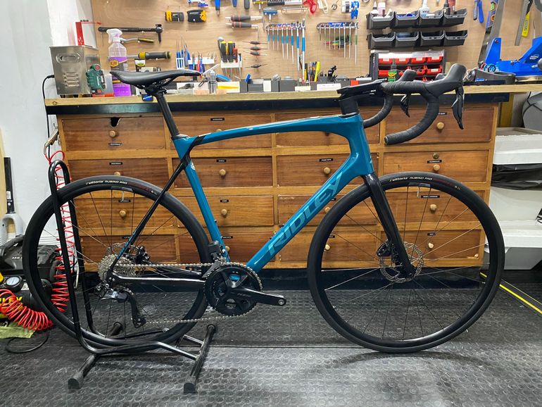 Used Ridley Fenix SLiC - Shimano 105 DI2 // 2x12s 2023 2023 Road & Gravel, Blue — image 1 of 16