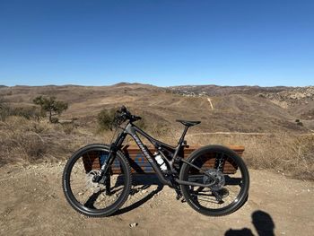 Used Specialized Stumpjumper Shimano SLX 2023 Mountainbike, Light Gray — image 2 of 3