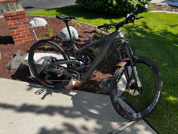 Used Evil Epocalypse XT 2023 2023 Mountainbike, Black, 29 — image 3 of 12