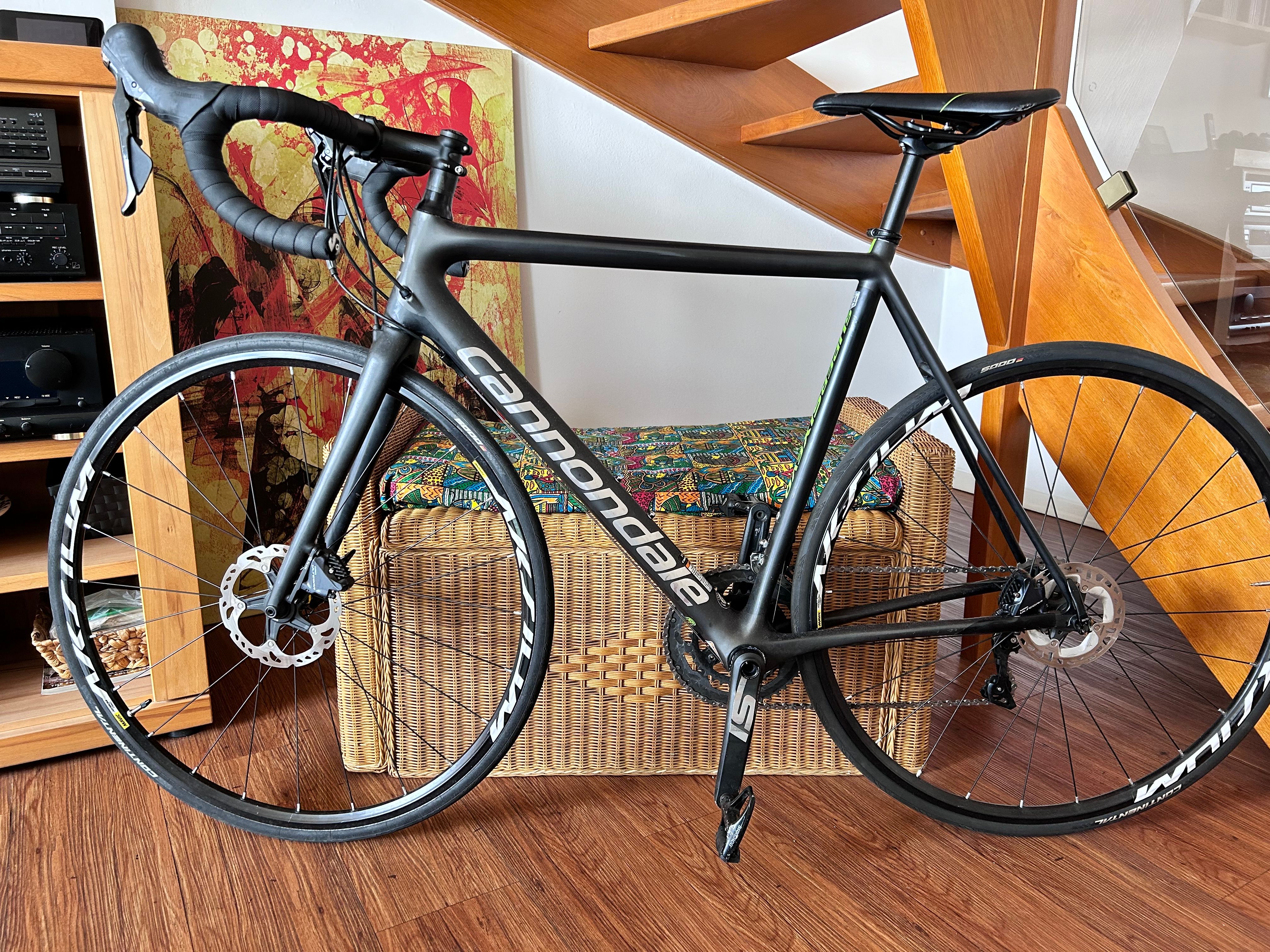 Bicycle Evo 2019 Cannondale Evo Disc Cannondale SuperSix EVO Disc 