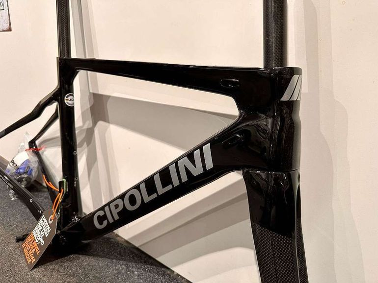 Tweedehands Cipollini Bond Disc Frameset 2020 2020 Road & Gravel — afbeelding 2 van 5