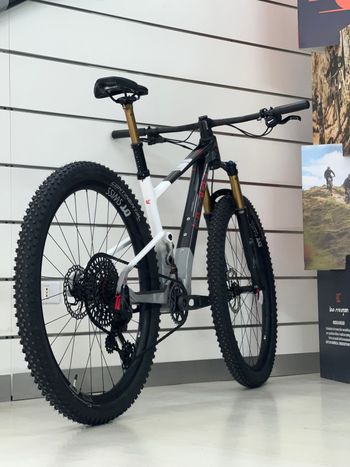 Lee Cougan Custom Sram Eagle Transmission X0 2025 MTB d'occasion