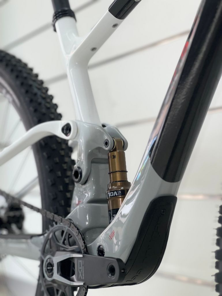 Gebrauchtes Lee Cougan Custom Sram Eagle Transmission X0 2025 Mountainbike, Schwarz — Bild 3 von 5