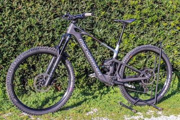 Used Mondraker NEAT R 2024 2024 Mountainbike, Light Gray, 29 — image 6 of 8