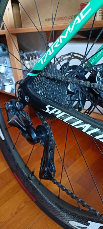 Used Specialized Tarmac SL6 2019 Road & Gravel, White — image 6 of 17