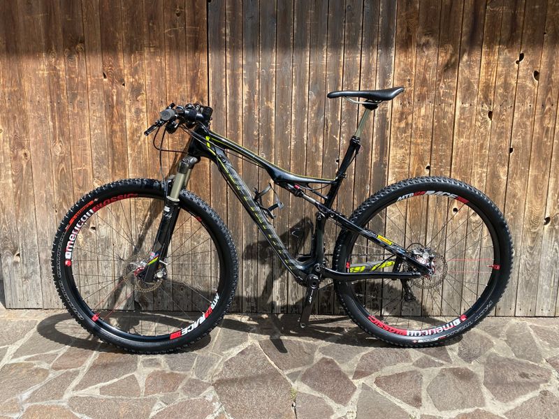 Specialized Epic Comp Carbon 29 2014 2014 Mountainbike de segunda mano, Negro — imagen 9 de 9