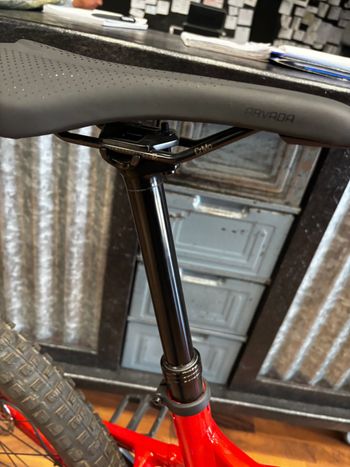 Brugt Trek Slash 7 Gen 5 2023 2023 Mountainbike — billede 8 af 8