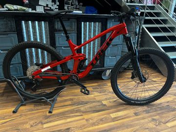 Tweedehands Trek Slash 7 Gen 5 2023 2023 Mountainbike — afbeelding 5 van 8
