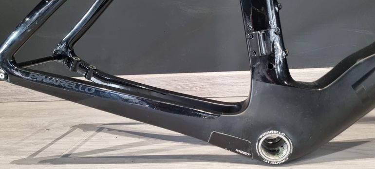 Pinarello DOGMA F SUPER RECORD EPS Disc 2023 Frameset 2023 Road & Gravel d'occasion — image 6 sur 9