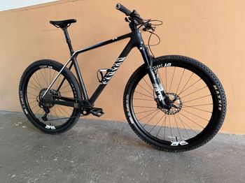 Gebrauchtes Canyon Exceed CF SLX 8 2023 2023 Mountainbike, Schwarz, 29 — Bild 3 von 10