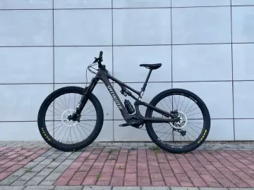 Used Specialized Comp Carbon 2023 Mountainbike, Light Gray — image 1 of 8