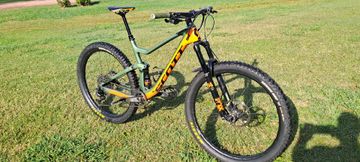 Used Scott Genius 930 2019 2019 Mountainbike, Green, 29 — image 1 of 5
