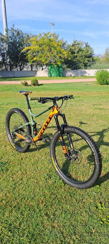 Used Scott Genius 930 2019 2019 Mountainbike, Green, 29 — image 4 of 5
