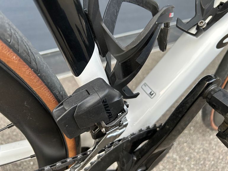 Used Canyon Ultimate CF SL 7 AXS 2024 2024 Road & Gravel, Black — image 3 of 3