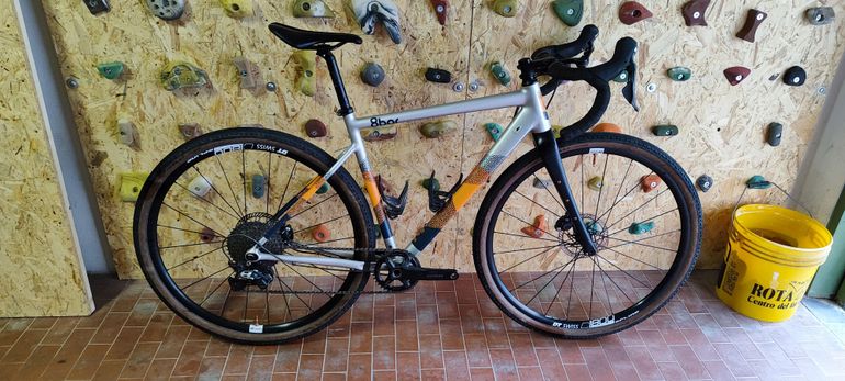Used 8Bar Mitte V3 - 2 In 1 - Gravel & Road 2023 Road & Gravel, Light Gray — image 7 of 7