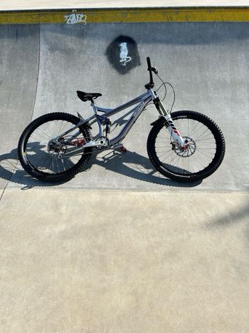 Specialized Pitch Pro 2009 2009 Mountainbike d'occasion — image 1 sur 3