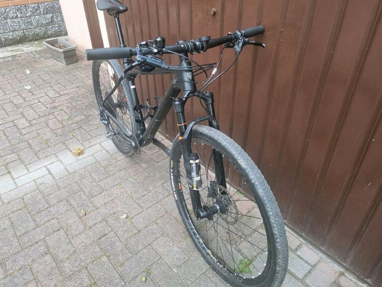 Trek Procaliber 9.8 SL 2019 2019 Mountainbike usato, Nero — immagine 4 di 4