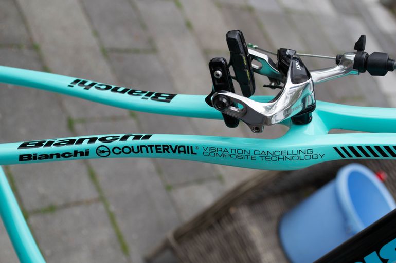 Used Bianchi Infinito SRAM Red eTap AXS 2018 Road & Gravel, Blue — image 5 of 9
