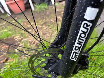 GT Avalanche Comp 2022 2022 Mountainbike de segunda mano, Negro — imagen 6 de 10