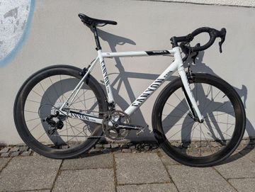Used Canyon Ultimate AL 2011 2011 Road & Gravel, White — image 7 of 12