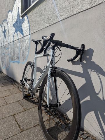 Used Canyon Ultimate AL 2011 2011 Road & Gravel, White — image 9 of 12