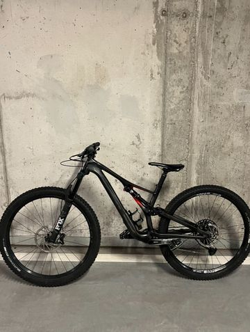 Brugt Specialized Stumpjumper Comp Carbon 29 2020 2020 Mountainbike — billede 1 af 6