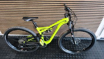 Used Specialized Camber Other Shimano 2018 Mountainbike, Green — image 3 of 20