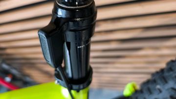 Used Specialized Camber Other Shimano 2018 Mountainbike, Green — image 19 of 20