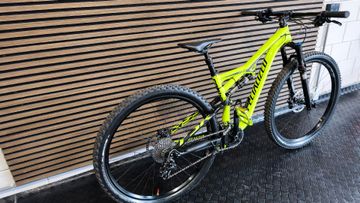Used Specialized Camber Other Shimano 2018 Mountainbike, Green — image 4 of 20