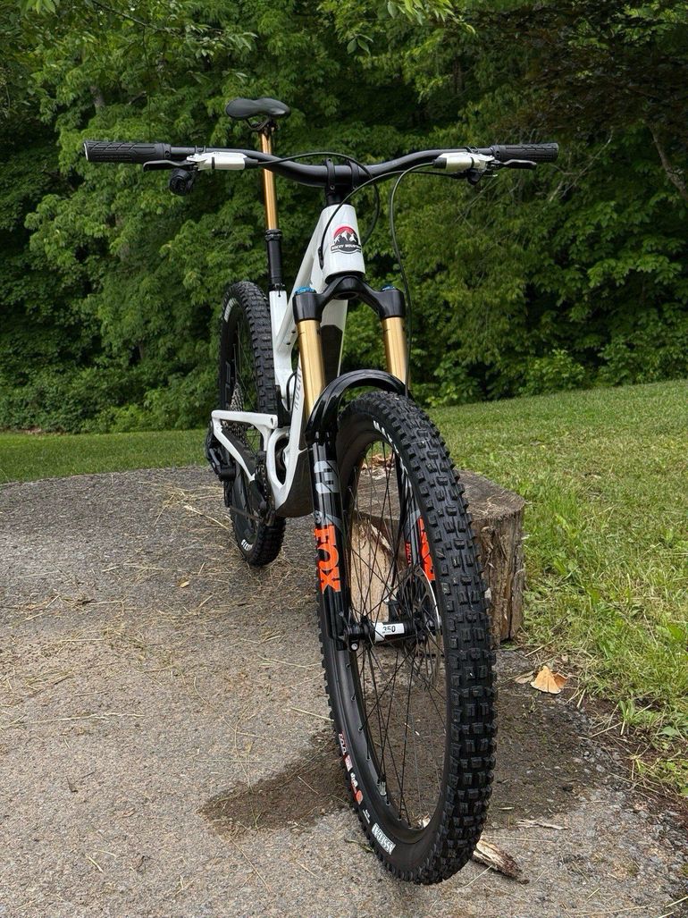 Used Rocky Mountain Altitude C99 Sram 2024 2024 Mountainbike, White, 27.5, 29 — image 12 of 22