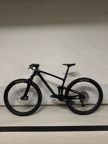 Gebrauchtes Giant Anthem Shimano Deore XT 2022 Mountainbike, Schwarz — Bild 2 von 10