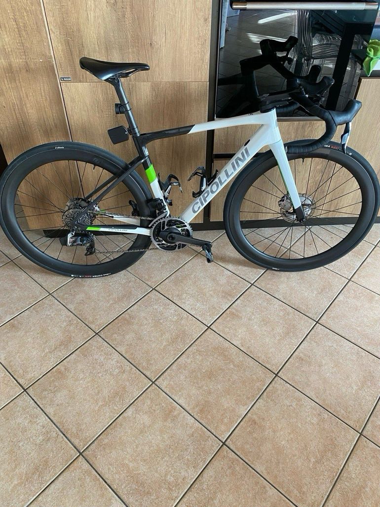 Used Cipollini Dolomia Daytona Pro Bike 2022 2022 Road & Gravel — image 1 of 8