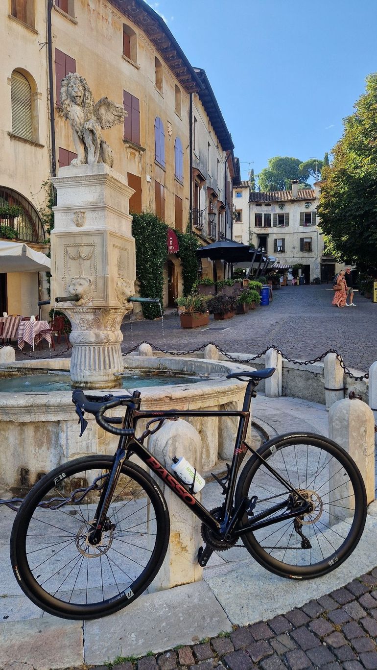 Used Basso Venta Shimano 105 2024 Road & Gravel, Black — image 6 of 8