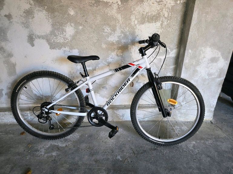 Used DECATHLON Rockrider 2021 Mountainbike, White — image 1 of 5