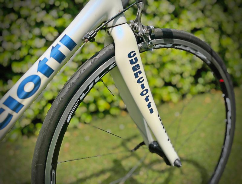 Used Guerciotti KHAYBAR 2008 Road & Gravel, White — image 30 of 33
