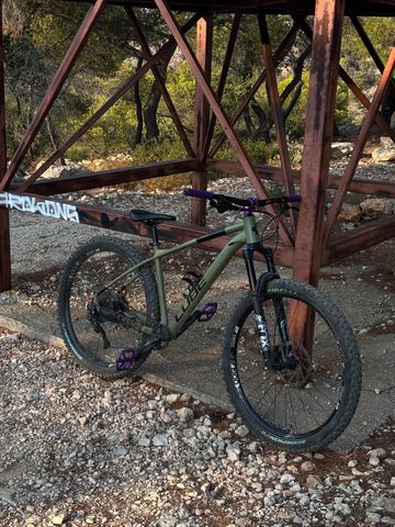 Used CUBE Aim Shimano Deore 2024 Mountainbike, Green — image 1 of 5