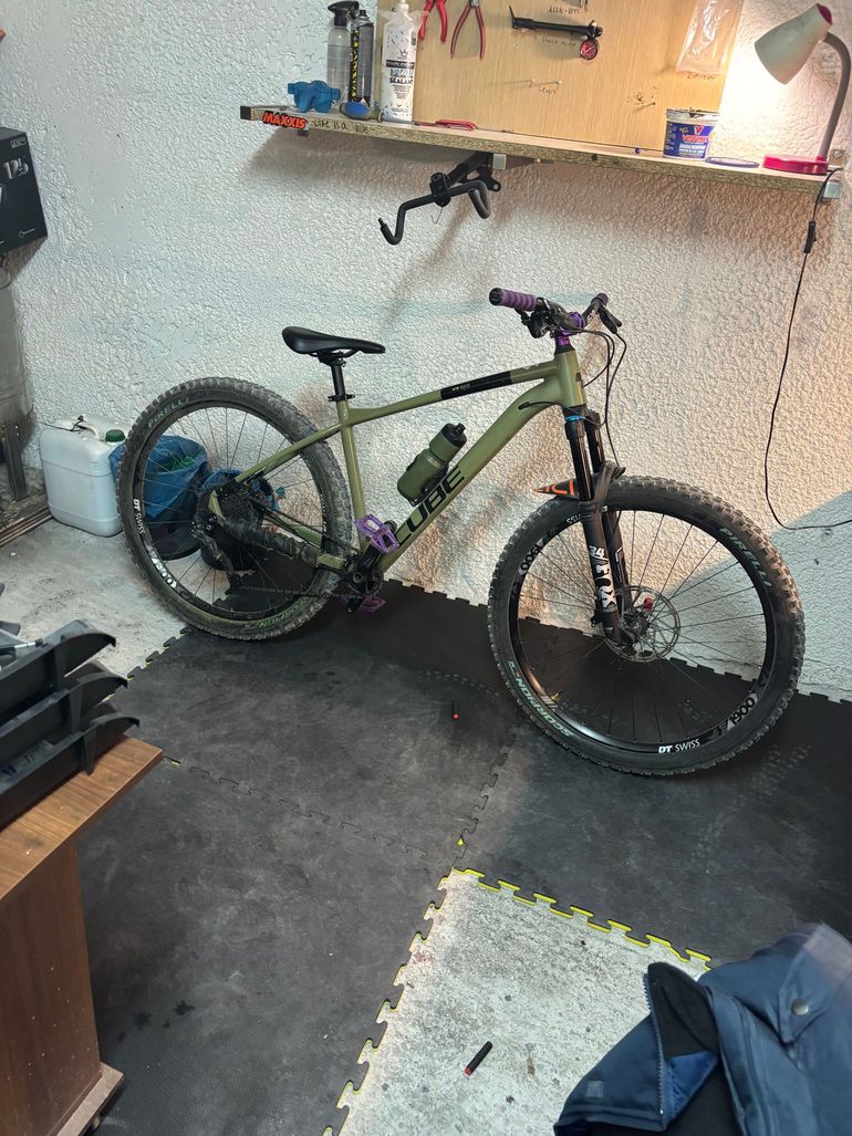 Käytetty CUBE Aim Shimano Deore 2024 Mountainbike — kuva 3 / 5