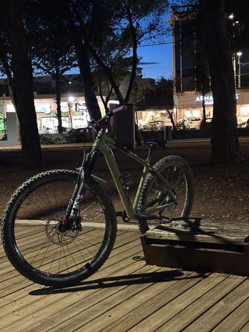 Used CUBE Aim Shimano Deore 2024 Mountainbike, Green — image 2 of 5