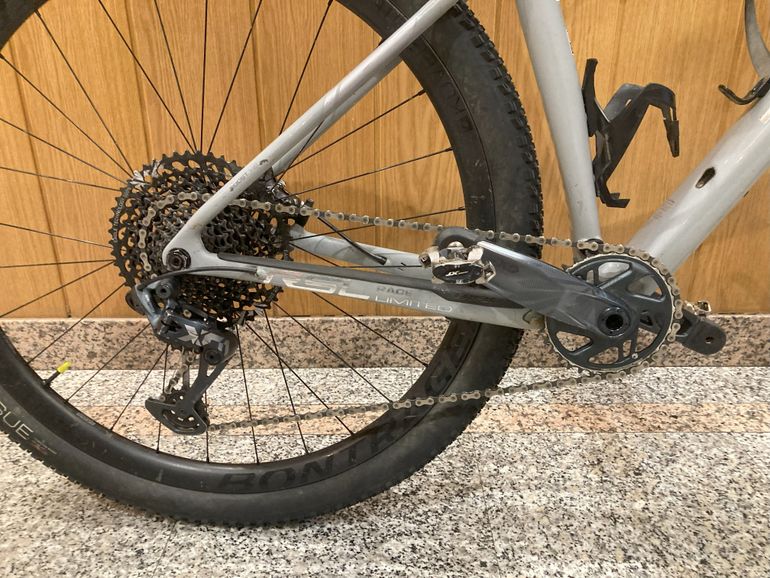 Used Trek Procaliber SRAM X01 2019 Mountainbike, Light Gray, 29 — image 5 of 7