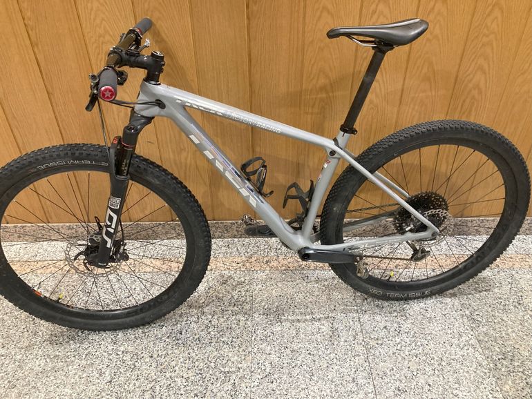 Used Trek Procaliber SRAM X01 2019 Mountainbike, Light Gray, 29 — image 7 of 7