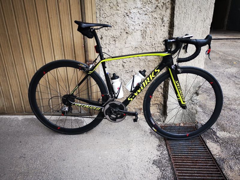 Used Specialized Tarmac SRAM Red 2016 Road & Gravel