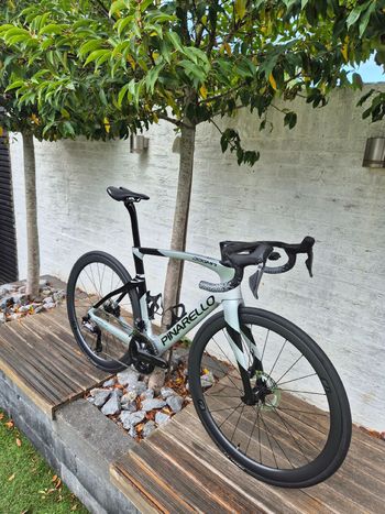 Used Pinarello Dogma Shimano Ultegra Di2 2025 Road & Gravel
