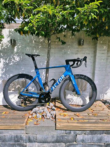 Used Factor Monza 2025 Road & Gravel, Blue — image 1 of 7