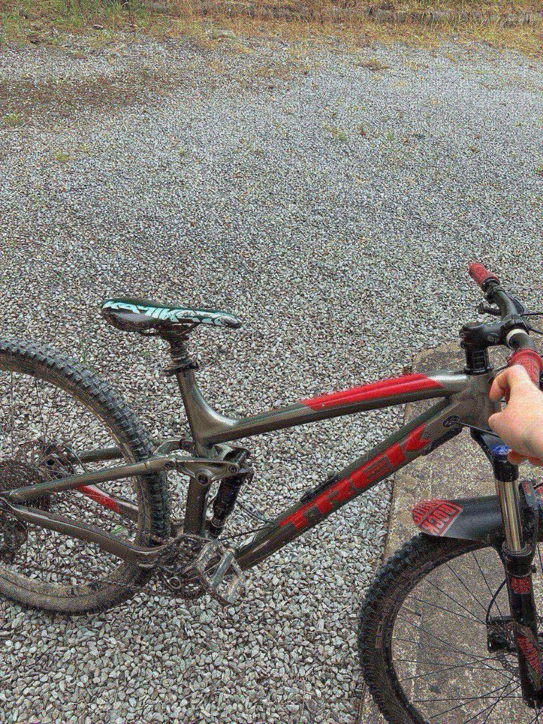 Brugt Trek Fuel EX 5 27.5 Plus 2018 2018 Mountainbike — billede 1 af 3