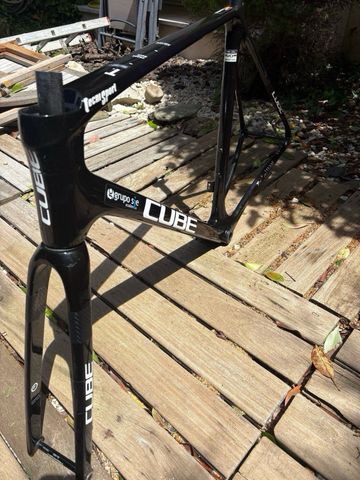Käytetty CUBE CROSS RACE C:68X TE 2023 Frameset 2023 Road & Gravel — kuva 2 / 9