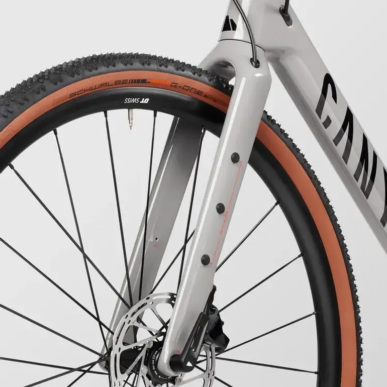 Used Canyon Grizl CF SL 7 eTap 2022 Road & Gravel — image 7 of 8
